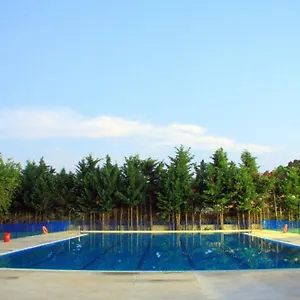 camping-sierra-de-las-nieves.es-andalucia.com/